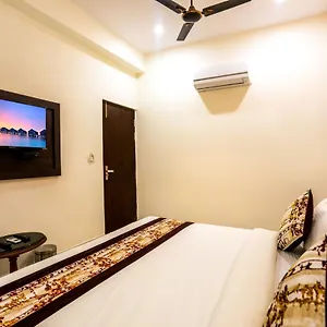 *** Hotel Kamla Palace - Near By Taj Mahal India
